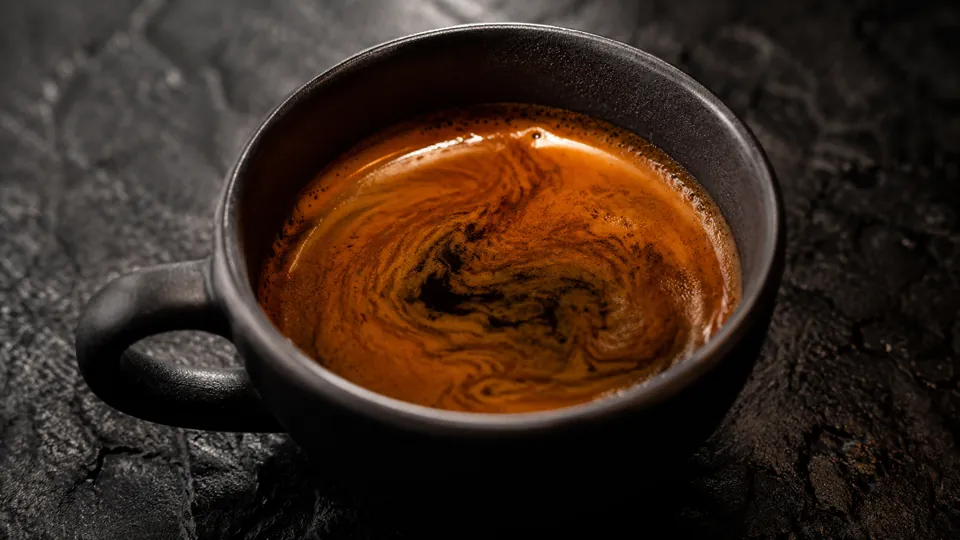 Espresso shot s cremou